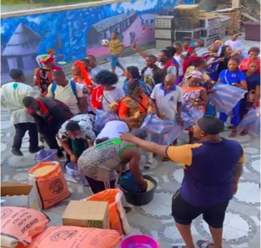 Foodstuffs Assistance For Some NOSO Internally Displaced Persons In Douala
